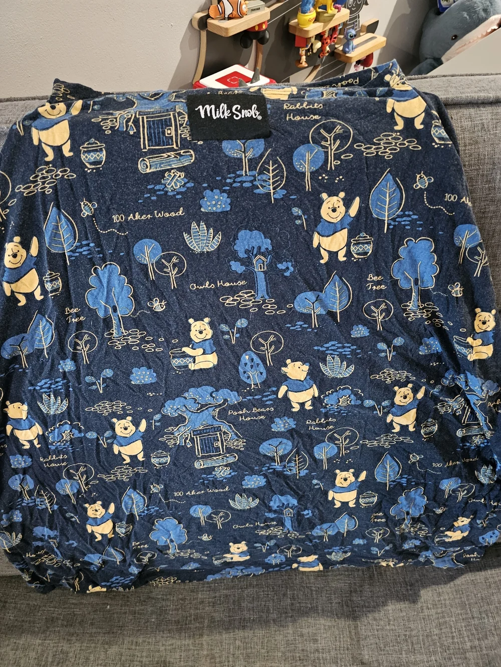 Blue Winnie the Pooh Milk Snob Cover